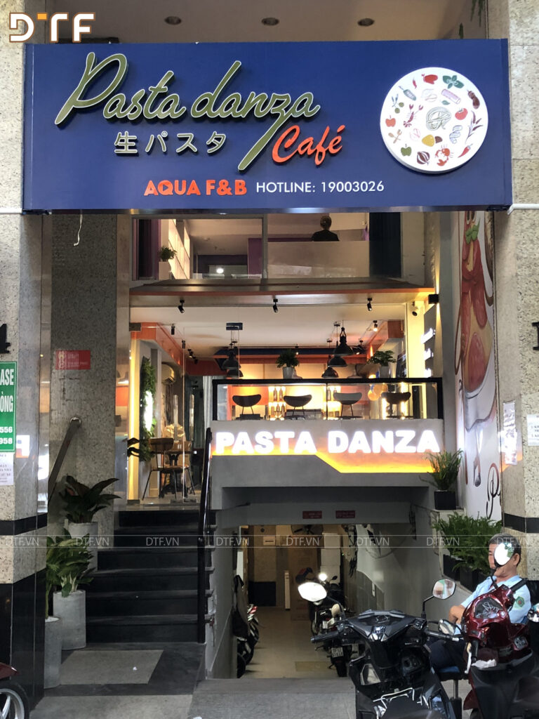 Thiết kế thi công cửa hàng pizza pasta danza quận 1